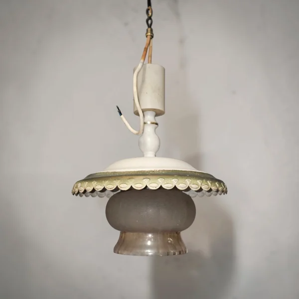 Lampa wisząca vintage Graeve biała z dymionym kloszem 27 cm