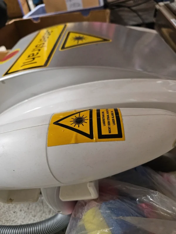 Laser kosmetyczny Derma Profis DP3026 urządzenie salonowe do naprawy