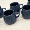 Komplet 6 granatowych kubków ceramicznych reliefowych vintage retro