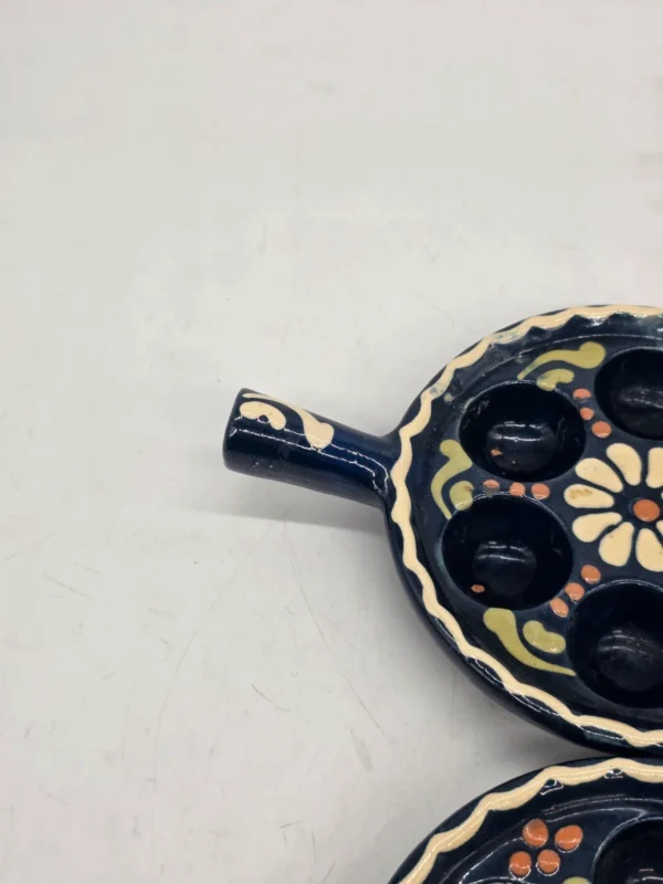 Zestaw 2 ceramicznych naczyń do ślimaków escargot 6 otworów granatowe folk