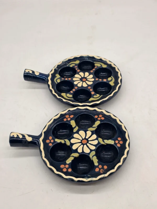 Zestaw 2 ceramicznych naczyń do ślimaków escargot 6 otworów granatowe folk