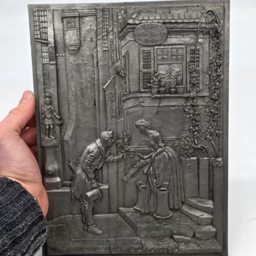 Metalowa plakieta ścienna relief romantyczna scenka vintage 21x29