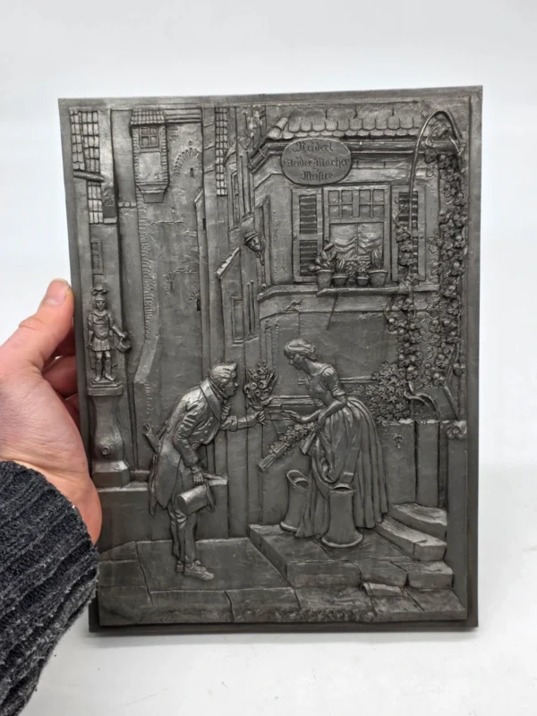 Metalowa plakieta ścienna relief romantyczna scenka vintage 21x29