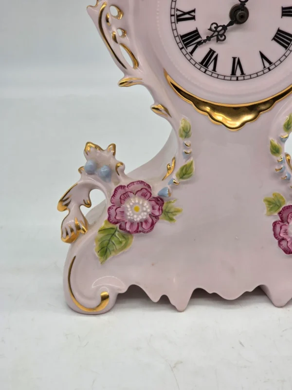 Zegar kominkowy H&C Czechosłowacja różowa porcelana ręcznie zdobiona 35 cm