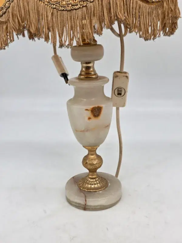 Lampa stołowa vintage z frędzlami 55 cm klosz do renowacji