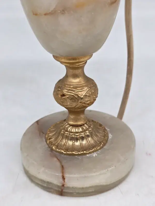 Lampa stołowa vintage z frędzlami 55 cm klosz do renowacji