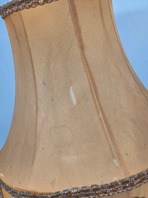 Lampa stołowa vintage z frędzlami 55 cm klosz do renowacji