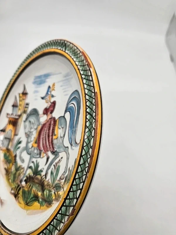 Talerz dekoracyjny do wieszania 29 cm Ręcznie malowana scena rycerska