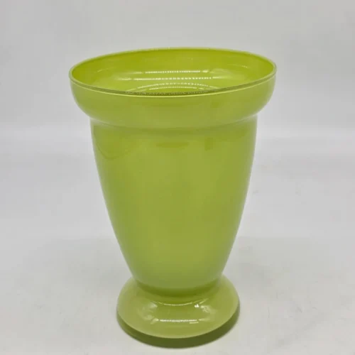 Wazon ze szkła dmuchanego limonkowa zieleń 20 cm vintage
