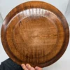 Ręcznie rzeźbiony drewniany talerz dekoracyjny 33 cm