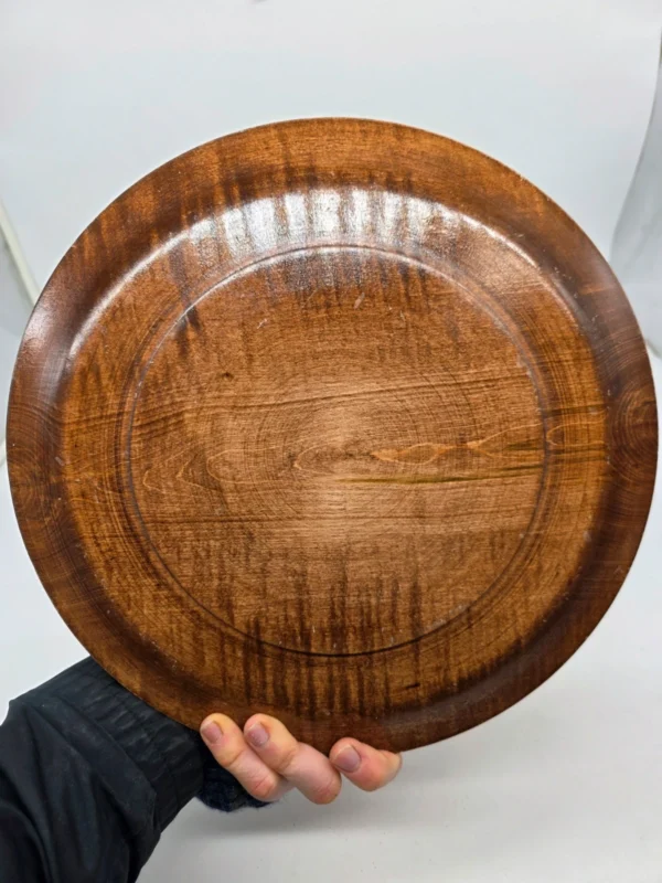 Ręcznie rzeźbiony drewniany talerz dekoracyjny 33 cm