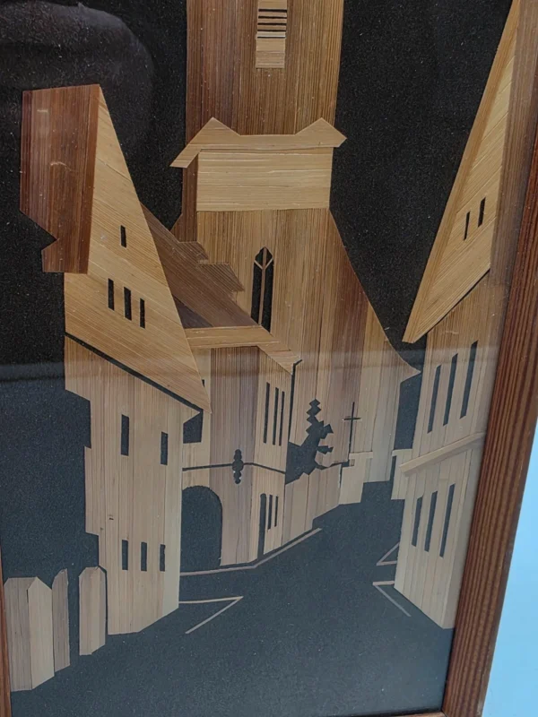 Obraz intarsja drewniana uliczka z kościołem vintage 19x42