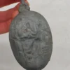 Cynowa łyżka dekoracyjna Volendam Holandia scenka rodzajowa 22 cm