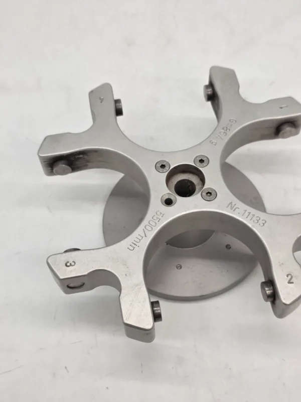 Rotor wychylny Sigma 11133 do wirówki laboratoryjnej 4 miejsca 5500 RPM