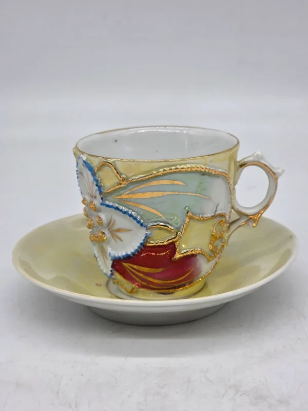Kolekcjonerska filiżanka ze spodkiem porcelana relief Zum Andenken pamiątkowa