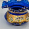 Wazon patera szkło kobaltowe Bohemia złocenia wysoka emalia kwiaty 20 cm