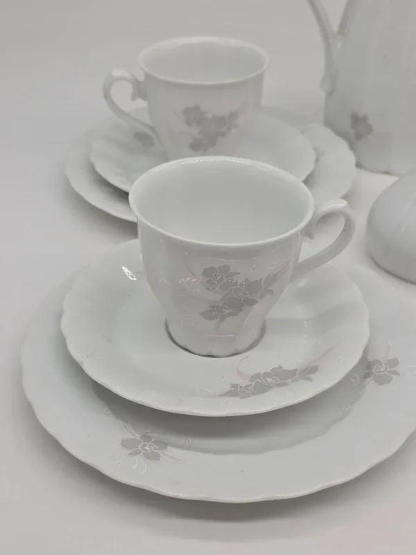 Eschenbach Bavaria serwis kawowy porcelana 4 os kwiaty 14 elementów