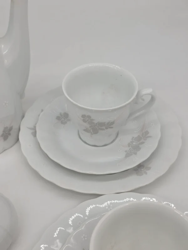Eschenbach Bavaria serwis kawowy porcelana 4 os kwiaty 14 elementów