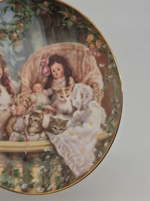 Talerz kolekcjonerski Sandra Kuck Cats in the Cradle fine china 21.5 cm
