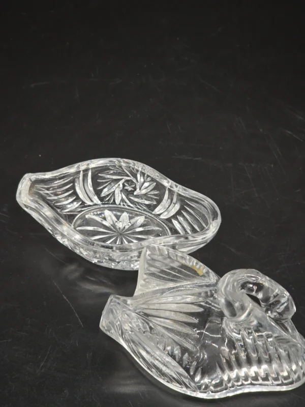 Szklany pojemnik łabędź maselnica bomboniera szkło vintage 10 cm