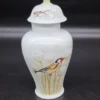 Porcelanowa waza z pokrywką motyw ptaka Szczygieł 24 cm