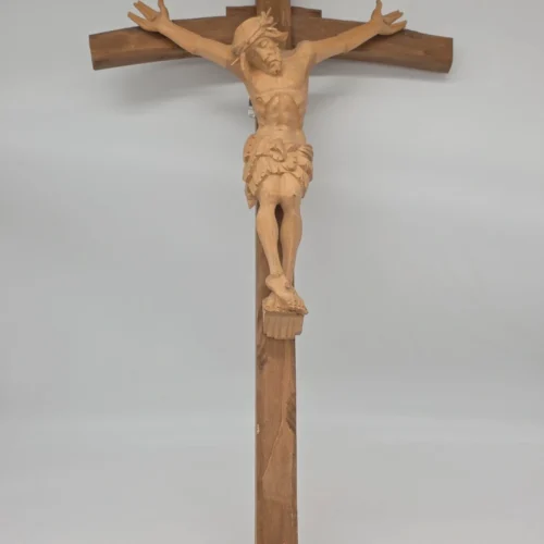 Duży drewniany krzyż rzeźba Chrystusa rękodzieło ludowe 72 cm