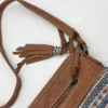 Brązowa torebka listonoszka boho etno z chwostem pojemna