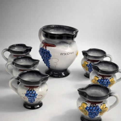 Ceramiczny zestaw do wina Ascona dzbanek i 6 kubków relief winogrona
