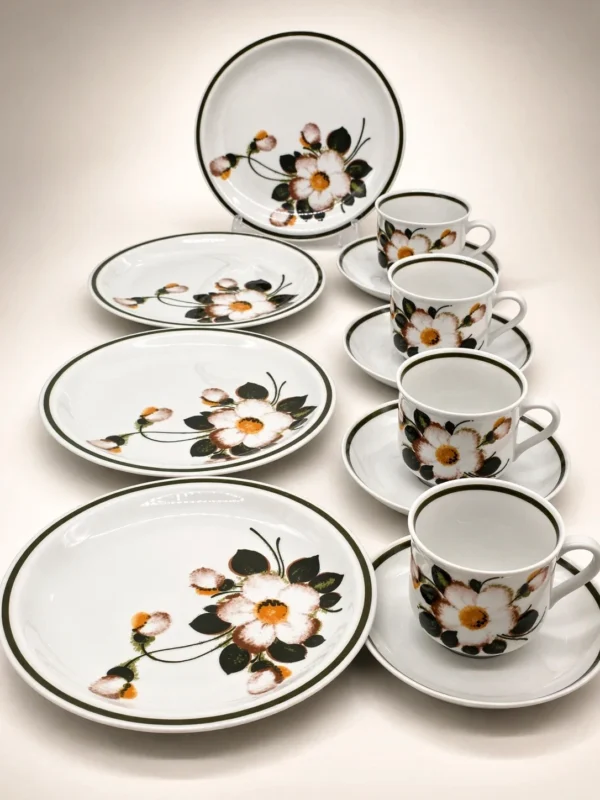 Winterling Röslau Bavaria porcelanowy zestaw śniadaniowy 4 osoby 12 el