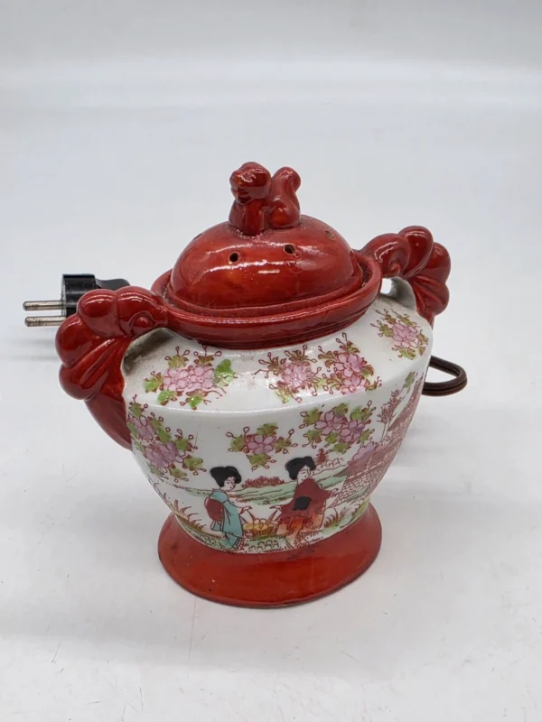 Japońska lampa porcelanowa zapachowa Gejsze Pies Fu styl Kutani