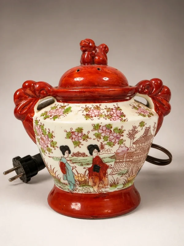 Japońska lampa porcelanowa zapachowa Gejsze Pies Fu styl Kutani