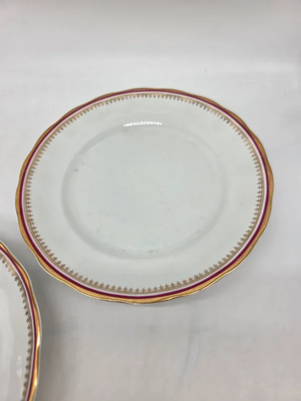 Talerze obiadowe Karolina porcelana złocenia bordowy rant 3 sztuki 36 cm