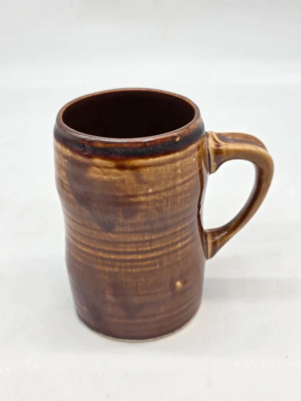 Niemiecki kufel ceramiczny vintage studio pottery brązowy 15 cm