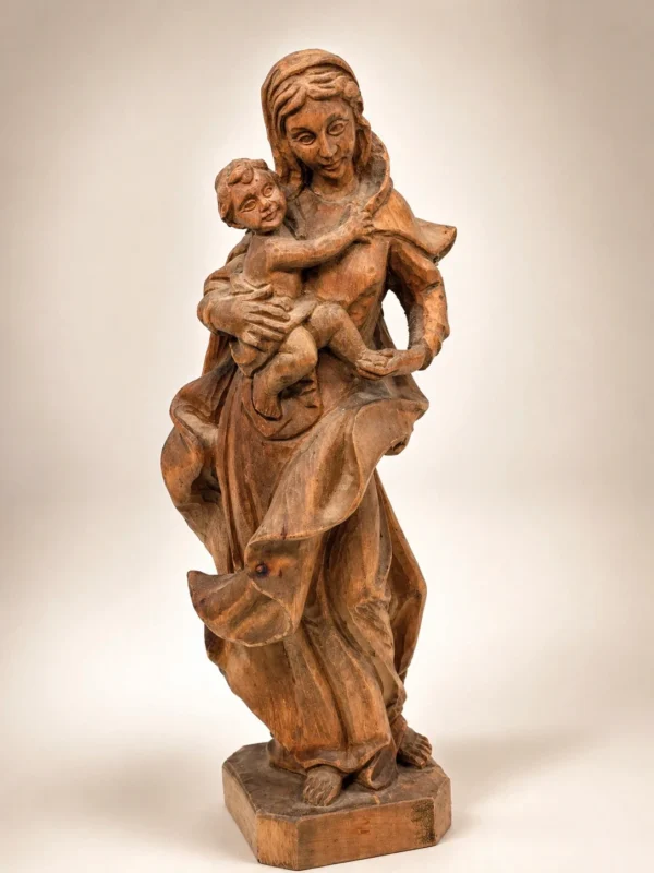 Drewniana rzeźba Madonna z Dzieciątkiem rękodzieło figura 42 cm