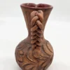 Ręcznie rzeźbiony dzbanek ceramiczny warkoczowe ucho studio pottery 21 cm