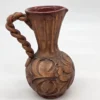 Ręcznie rzeźbiony dzbanek ceramiczny warkoczowe ucho studio pottery 21 cm