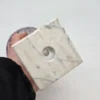 Elegancki puchar szklany z pokrywą na marmurowej podstawie 33 cm