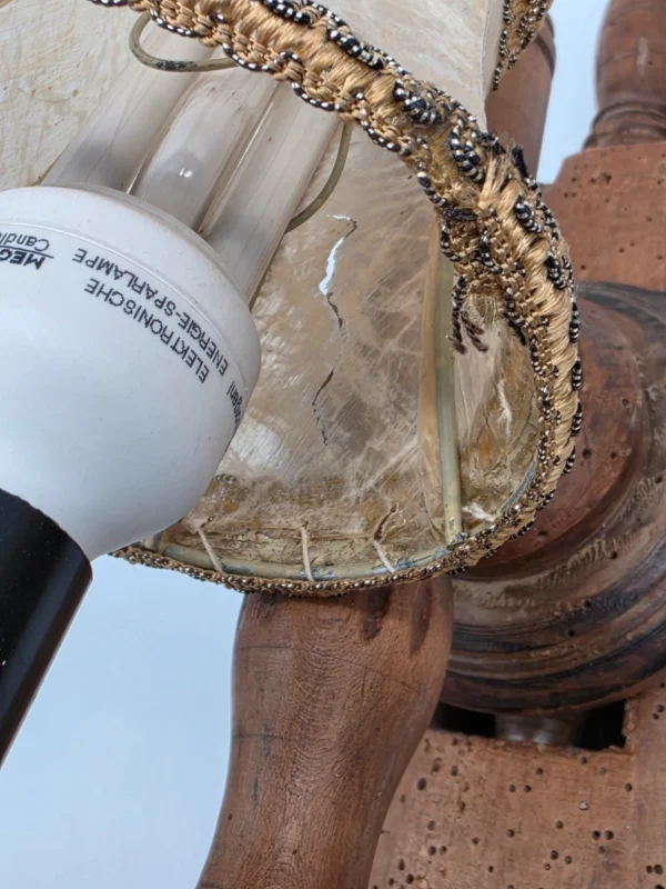 Para unikatowych kinkietów rustykalnych – Drewno, Kute Żelazo i Skóra Naturalna