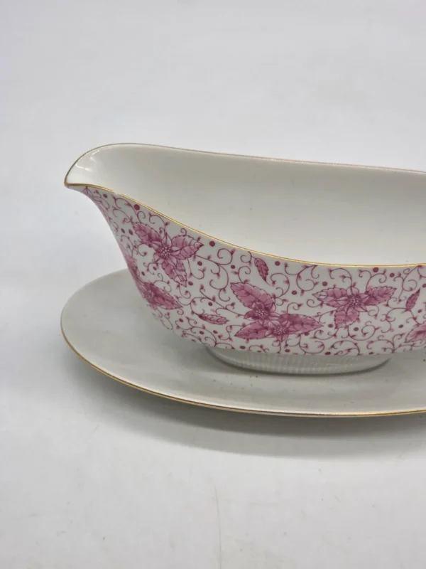 Sosjerka porcelanowa Pirkenhammer Made in Czechoslovakia fioletowe kwiaty