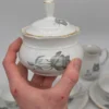 Porcelanowy serwis kawowy Thun Czechosłowacja szare róże relief 14 el