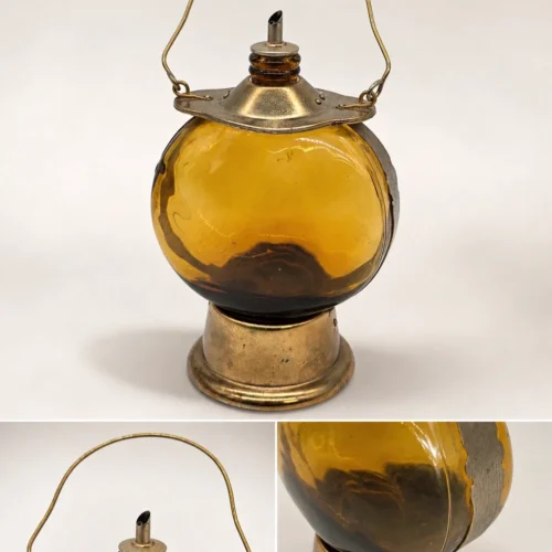 Mosiężna karafka pozytywka Helan Gar miodowe szkło vintage 28 cm