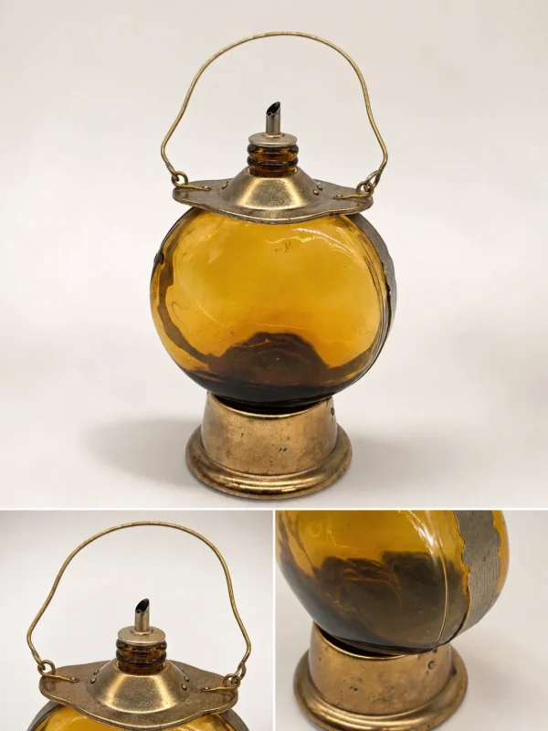 Mosiężna karafka pozytywka Helan Gar miodowe szkło vintage 28 cm