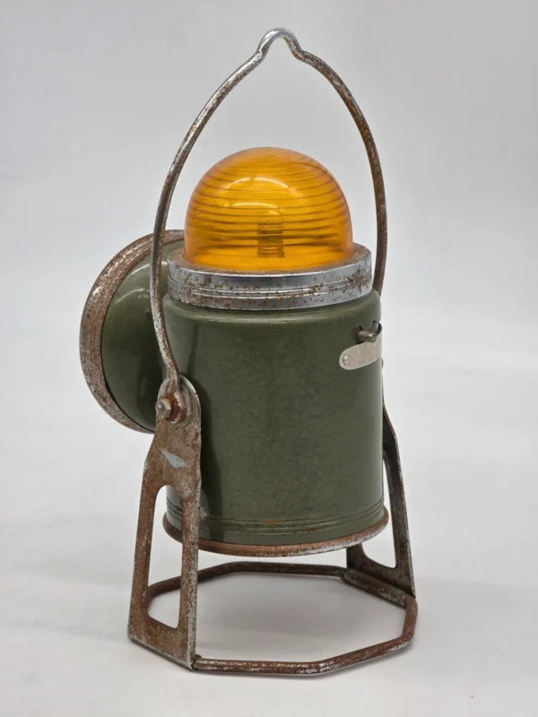 Stara lampa sygnałowa British Empire Hong Kong loft vintage