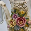 Ogromny dzban Capodimonte Włochy rzeźbiona ceramika kwiaty 48 cm