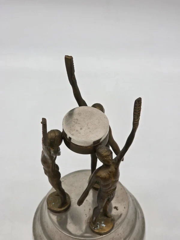 Mosiężna figurka świecznik z trzema postaciami vintage 24 cm