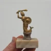 Stara figurka Syrenka Warszawska mosiądz kamienna podstawa 11 cm