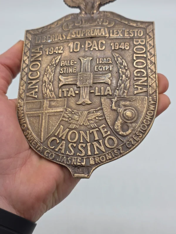 Pamiątkowy ryngraf 10 PAC Monte Cassino 2 Korpus Polski 1942 1946