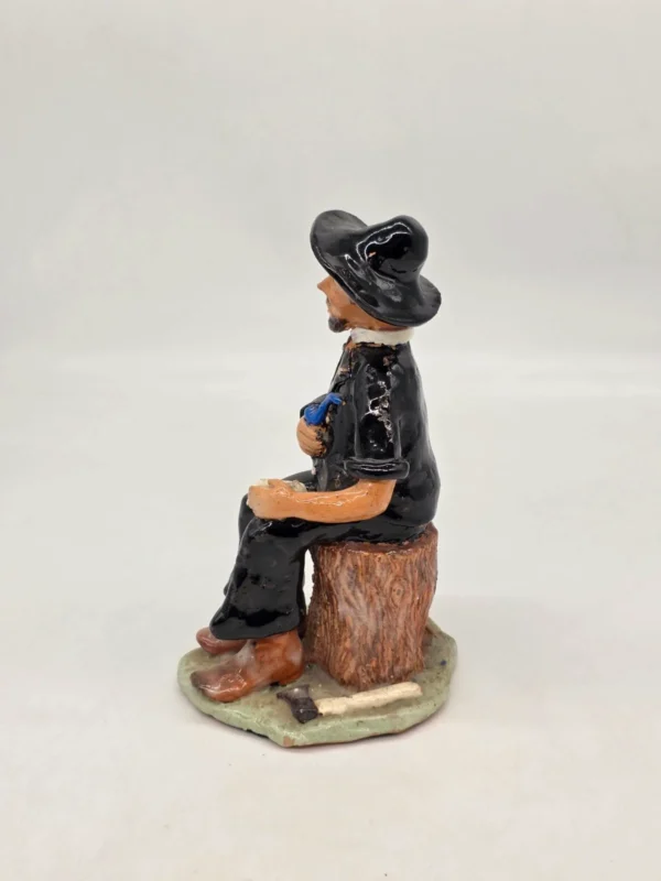 Ceramiczna figurka Drwal z fajką sztuka ludowa rękodzieło vintage 24 cm