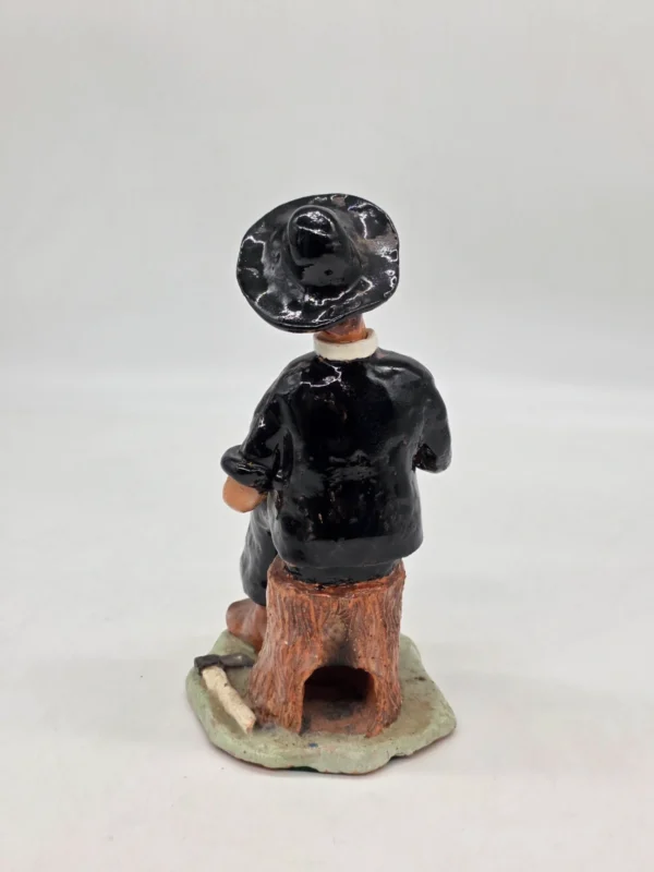 Ceramiczna figurka Drwal z fajką sztuka ludowa rękodzieło vintage 24 cm