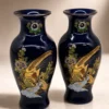 Para kobaltowych wazonów złote bażanty sygnatura China porcelana